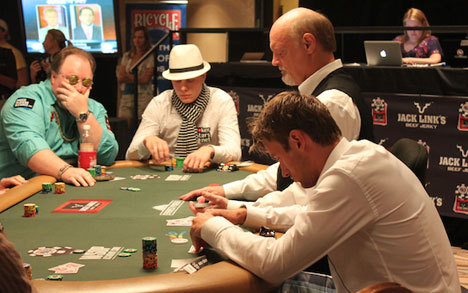 Petter Northug spiller poker i Las Vegas i 2010.