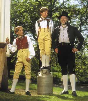 Frithjof og hans to sønner i full mundur <br>(foto: CF Wesenberg)