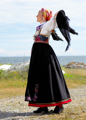 Åmli2_300x419