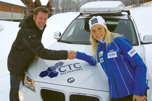 Therese Johaug og Tom Brenna fra CTC Bilpartner. Foto: Privat.