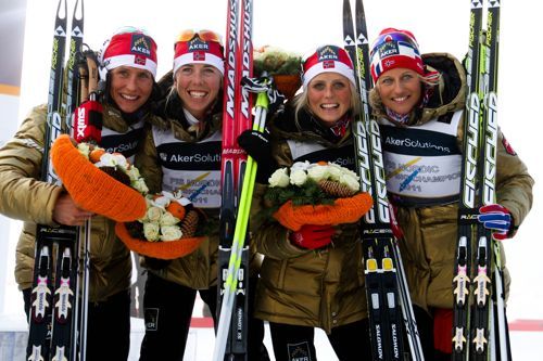 Norges gulljenter fra VM i Oslo 2011. Fra venstre: Marit Bjørgen, Kristin Størmer Steira, Theres Johaug og Vibeke Skofterud. Foto: Laiho/NordicFocus.