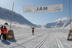 Svalbard Skimaraton 2010. Foto: Ola Jordheim Halvorsen/Langrenn.com.