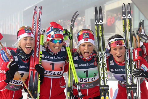Norges gulljenter fra VM i Oslo 2011. Fra venstre: Kristin Størmer Steira, Vibeke Skofterud, Theres Johaug og Marit Bjørgen. Foto: Hemmersbach/NordicFocus.