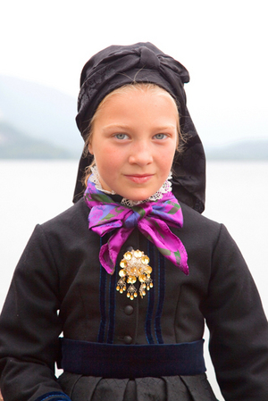 Helene&nbsp;005_300x449
