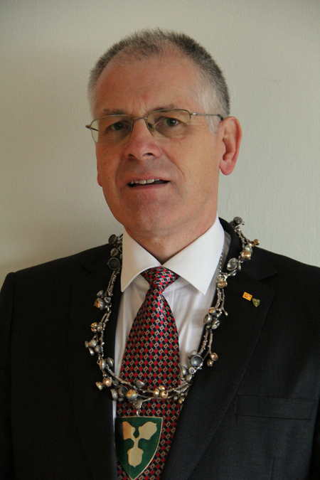 Ordfører Pål Ravndal (KrF) Ordfører Pål Ravndal (KrF)