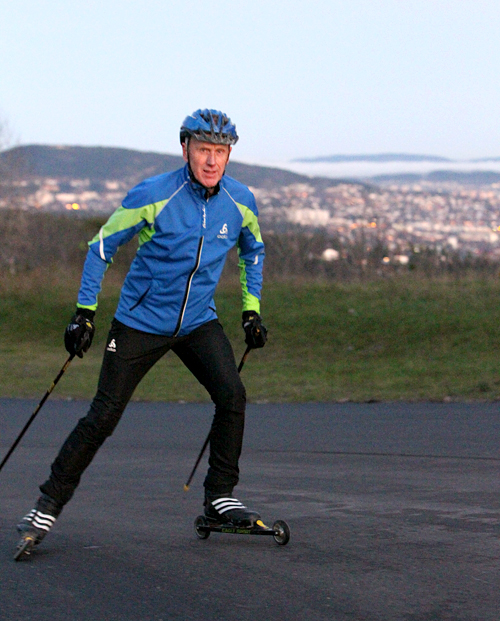Oddvar Brå på Odlo sin re-lansering i Holmenkollen høsten 2011. Foto: Erik Borg. Oddvar Brå på Odlo sin re-lansering i Holmenkollen høsten 2011. Foto: Erik Borg.