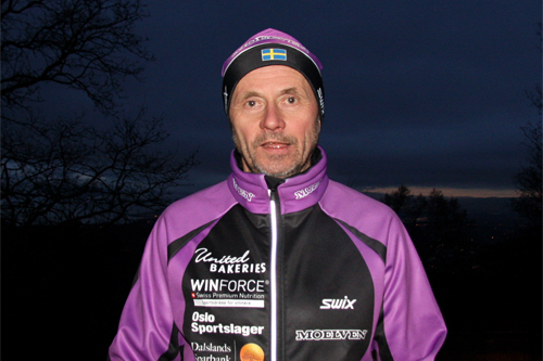 Tor Håkon Holte er med i Team Moelvens støtteapparat. Foto: Geir Nilsen/Langrenn.com.