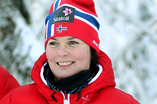 Juniorlandslagstrener Brit Baldhishol er inne i de siste forberedelsene foran junior-VM i Tyrkia. Fredag starter juniorsjefen på bilturen som skal ende på arrangementsstedet. Foto: Erik Borg.