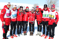 De 8 som gikk stafettene i junior-VM 2012. Sondre Turvoll Fossli (til venstre), Sindre Bjørnestad Skar, Barbro Kvåle, Thea Krokan Murud, Hilde Losgård Landheim, Anne-Tine Markset, Martin Løvstrøm Nyenget og Håvard Solås Taugbøl. Foto: Erik Borg.