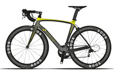 Racer fra Soon Sports.