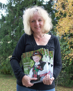 <br> Redaktør Heidi og BUNAD nr. 2-2005