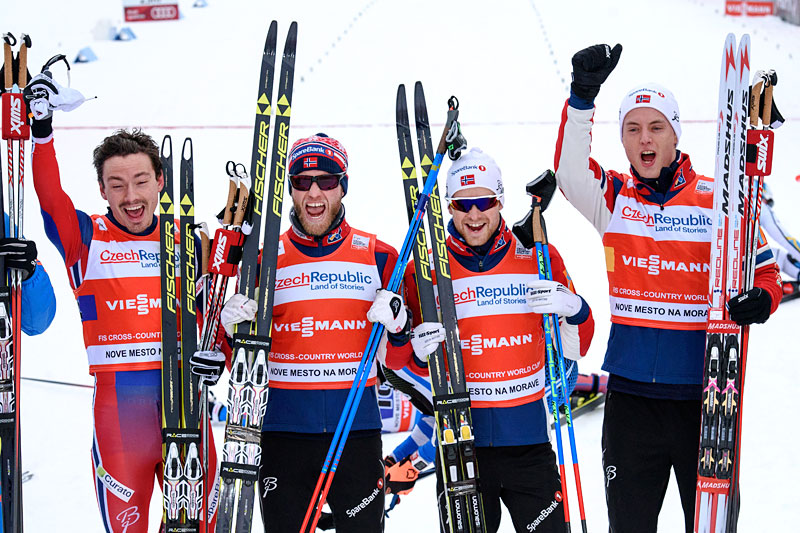 Norges vinnerlag i verdenscupstafetten i Nove Mesto. Fra venstre: Finn Hågen Krogh (4.etp), Martin Johnsrud Sundby (2), Sjur Røthe (1), Mathias Rundgreen (3). Foto: Rauschendorfer/NordicFocus. Norges vinnerlag i verdenscupstafetten i Nove Mesto. Fra venstre: Finn Hågen Krogh (4.etp), Martin Johnsrud Sundby (2), Sjur Røthe (1), Mathias Rundgreen (3). Foto: Rauschendorfer/NordicFocus.