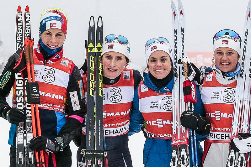 Norges lag som vant verdenscupstafetten i Ulriceshamn i januar 2017. Fra venstre: Astrid Uhrenholdt Jacobsen, Marit Bjørgen, Heidi Weng og Ingvild Flugstad Østberg. Foto: Modica/NordicFocus. Norges lag som vant verdenscupstafetten i Ulriceshamn i januar 2017. Fra venstre: Astrid Uhrenholdt Jacobsen, Marit Bjørgen, Heidi Weng og Ingvild Flugstad Østberg. Foto: Modica/NordicFocus.