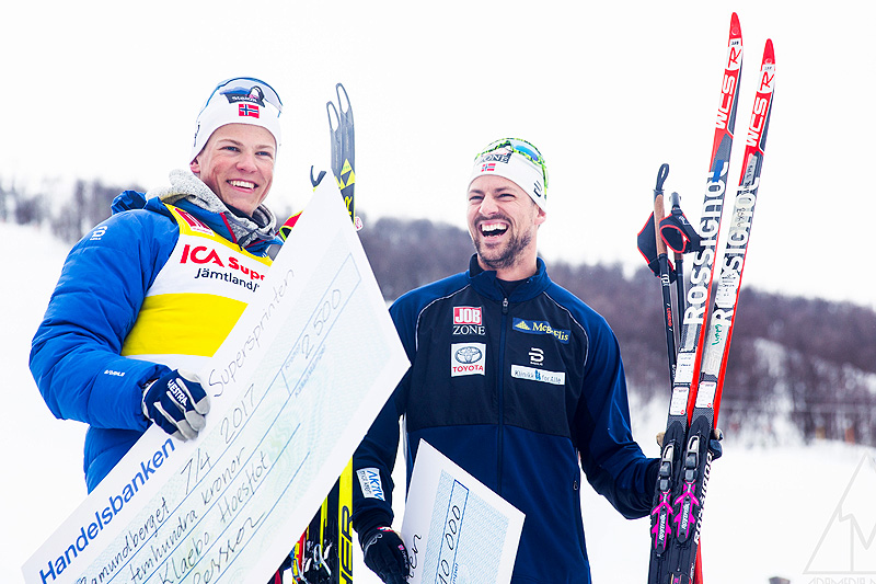 Johannes Høsflot Klæbo (t.v.) og Ludvig Søgnen Jensen møttes til duell i finalen av Fjälltopphelgens Supersprint 2017. Det endte med seier til Jensen. Foto: Adam Johansson/www.adamediamedmera.se. Johannes Høsflot Klæbo (t.v.) og Ludvig Søgnen Jensen møttes til duell i finalen av Fjälltopphelgens Supersprint 2017. Det endte med seier til Jensen. Foto: Adam Johansson/www.adamediamedmera.se.