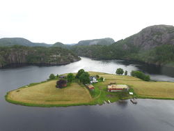 Steineneset