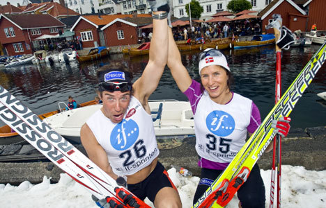 Eldar Rønning og Marit Bjørgen etter seieren i Kragerø i 2009.