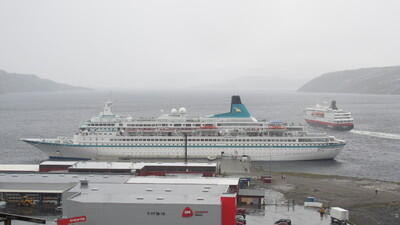 cruisebåt i kirkenes_400x225