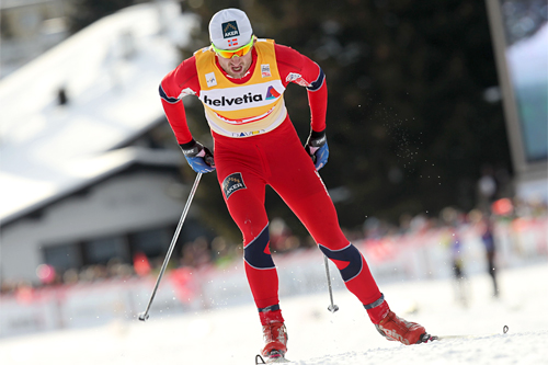 Petter Northug i raskt driv fremover på 30 kilometeren i verdenscupen i Davos 2011. Foto: Manzoni/NordicFocus. Petter Northug i raskt driv fremover på 30 kilometeren i verdenscupen i Davos 2011. Foto: Manzoni/NordicFocus.