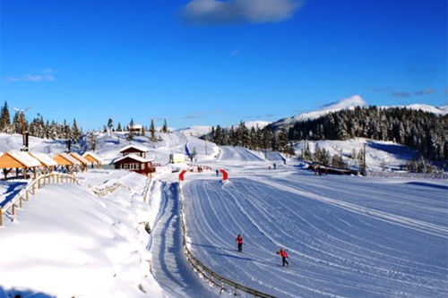 Illustrasjonsbilde fra den flotte NM-arenaen for Ski NM del 1 på Voss for noen sesonger siden. Arrangørfoto. Illustrasjonsbilde fra den flotte NM-arenaen for Ski NM del 1 på Voss for noen sesonger siden. Arrangørfoto.