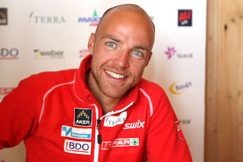 Tord Asle Gjerdalen da Langrenn.com møtte han på landslagets samling på Sognefjellshytta 2012. Foto: Erik Borg. Tord Asle Gjerdalen da Langrenn.com møtte han på landslagets samling på Sognefjellshytta 2012. Foto: Erik Borg.