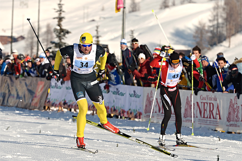 Petter Northug jr. fosser inn til seier i La Sgambeda 2012. Sesongens første renn i FIS Marathon Cup. Like til høyre er rennets toer, Matti Heikkinen. Foto: Felgenhauer/NordicFocus. Petter Northug jr. fosser inn til seier i La Sgambeda 2012. Sesongens første renn i FIS Marathon Cup. Like til høyre er rennets toer, Matti Heikkinen. Foto: Felgenhauer/NordicFocus.