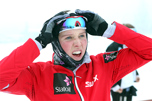 Kari Øyre Slind etter sin oppløftende 3. plass i Skandinavisk Cup på Sjusjøen nylig. I Meldal klatret hun i dag helt til topps. Foto: Erik Borg. Kari Øyre Slind etter sin oppløftende 3. plass i Skandinavisk Cup på Sjusjøen nylig. I Meldal klatret hun i dag helt til topps. Foto: Erik Borg.