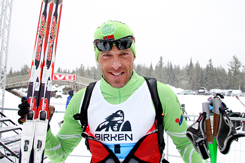 Anders Aukland avgjorde Birkebeinerrennet 2013 til sin fordel etter sterk staking de siste kilometerne inn mot mål. Foto: Geir Nilsen/Langrenn.com. Anders Aukland avgjorde Birkebeinerrennet 2013 til sin fordel etter sterk staking de siste kilometerne inn mot mål. Foto: Geir Nilsen/Langrenn.com.