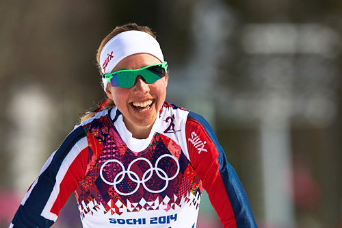Kristin Størmer Steira sklir fornøyd over målstreken etter å ha sikret seg 3. plass på 3-mila fellesstart under Sotsji-OL 2014. Foto: NordicFocus. Kristin Størmer Steira sklir fornøyd over målstreken etter å ha sikret seg 3. plass på 3-mila fellesstart under Sotsji-OL 2014. Foto: NordicFocus.
