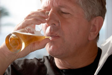 bs-Caucasian-Beer-9673142-300