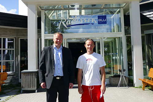 Atle Hovi (t.v.) på Beitostølen Resort og Tor Erik Moen på Besseggen Fjellpark. Foto: Aud Eva Bergo. Atle Hovi (t.v.) på Beitostølen Resort og Tor Erik Moen på Besseggen Fjellpark. Foto: Aud Eva Bergo.