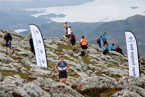 Illustrasjonsbilde fra Fonna Opp, som var innlagt i Toppidrettsveka 2014. Løperen i bildet er vinneren av Fonna Opp, Didrik Tønseth. Foto: Geir Nilsen/Langrenn.com. Illustrasjonsbilde fra Fonna Opp, som var innlagt i Toppidrettsveka 2014. Løperen i bildet er vinneren av Fonna Opp, Didrik Tønseth. Foto: Geir Nilsen/Langrenn.com.