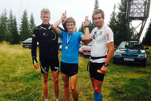 De 3 raskeste gutta opp Moviksenderen. Ole-Marius Bach, Ola Berg Fines, Tomas Northug. Foto: Bjørn Bakkhaug. De 3 raskeste gutta opp Moviksenderen. Ole-Marius Bach, Ola Berg Fines, Tomas Northug. Foto: Bjørn Bakkhaug