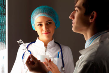 bs-Two-doctors-4653099-300
