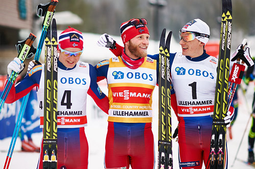 Trioen (f.v.) Sjur Røthe (3), Martin Johnsrud Sundby (1) og Finn Hågen Krogh (2) sørget for helnorsk pall i minitouren på Lillehammer forrige vinter. Foto: Laiho/NordicFocus. Trioen (f.v.) Sjur Røthe (3), Martin Johnsrud Sundby (1) og Finn Hågen Krogh (2) sørget for helnorsk pall i minitouren på Lillehammer forrige vinter. Foto: Laiho/NordicFocus.