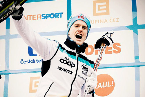 Morten Eide Pedersen jubler etter å ha satt langløpseliten på plass i Jizerska 2015 og vinterens 3. renn i Swix Ski Classics. Foto: Magnus Östh/Swix Ski Classics. Morten Eide Pedersen jubler etter å ha satt langløpseliten på plass i Jizerska 2015 og vinterens 3. renn i Swix Ski Classics. Foto: Magnus Östh/Swix Ski Classics.