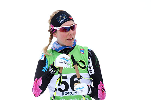Kristin Størmer Steira har her sikret seg 5. plass under NM på Røros, distansen var 10 km fri teknikk. Foto: Geir Nilsen/Langrenn.com. Kristin Størmer Steira har her sikret seg 5. plass under NM på Røros, distansen var 10 km fri teknikk. Foto: Geir Nilsen/Langrenn.com.