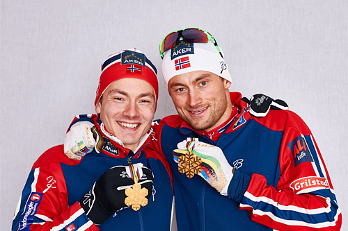 Konkurrentene var sjanseløse mot Finn Hågen Krogh (til venstre) og Petter Northug på lagsprinten under Falun-VM 2015. Foto: NordicFocus. Konkurrentene var sjanseløse mot Finn Hågen Krogh (til venstre) og Petter Northug på lagsprinten under Falun-VM 2015. Foto: NordicFocus.