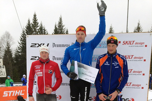 Seierspallen for herrer i Montebellorennet 2015. Fra venstre: Joar Thele (2.-plass), Jonas Nielsen (1) og Håvard Nygaard (3). Arrangørfoto. Seierspallen for herrer i Montebellorennet 2015. Fra venstre: Joar Thele (2.-plass), Jonas Nielsen (1) og Håvard Nygaard (3). Arrangørfoto.