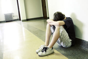 bs-Depressed-Boy-4211429-300