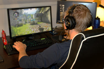 Gamer2_1193-300