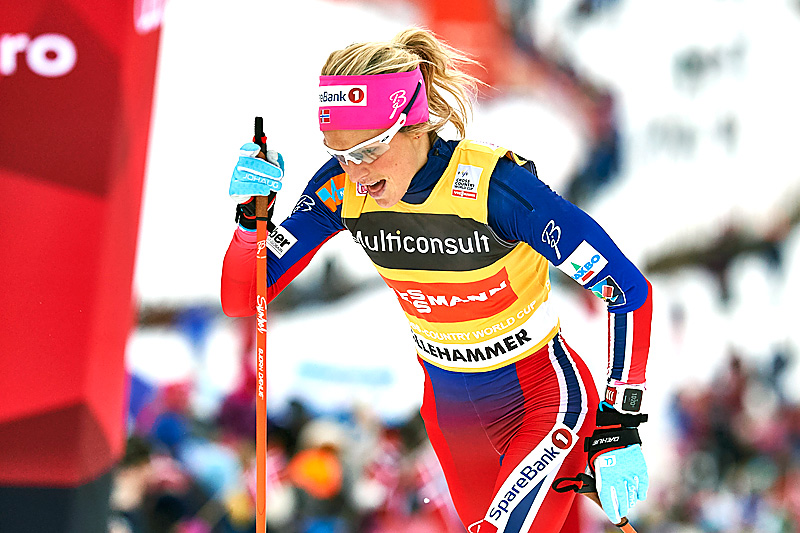 Therese Johaug har vært suveren i verdenscupen så langt. Her er hun på vei mot en soleklar seier på skiathlon under verdenscupen på Lillehammer. Foto: Modica/NordicFocus. Therese Johaug har vært suveren i verdenscupen så langt. Her er hun på vei mot en soleklar seier på skiathlon under verdenscupen på Lillehammer. Foto: Modica/NordicFocus.