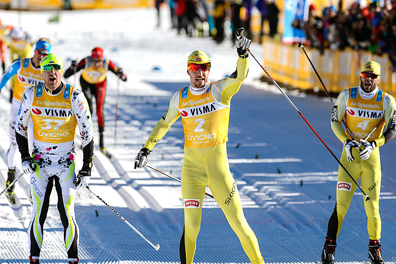 John Kristian Dahl spurtvant La Sgambeda foran Yevgeny Dementiev (.t.v) og Johan Kjølstad (t.h.). Foto: Rauschendorfer/NordicFocus. John Kristian Dahl spurtvant La Sgambeda foran Yevgeny Dementiev (.t.v) og Johan Kjølstad (t.h.). Foto: Rauschendorfer/NordicFocus.