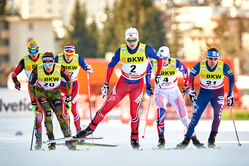 Håvard Solås Taugbøl holder føringen i et av heatene under verdenscupsprinten i Davos 2015. Foto: Felgenhauer/NordicFocus. Håvard Solås Taugbøl holder føringen i et av heatene under verdenscupsprinten i Davos 2015. Foto: Felgenhauer/NordicFocus.