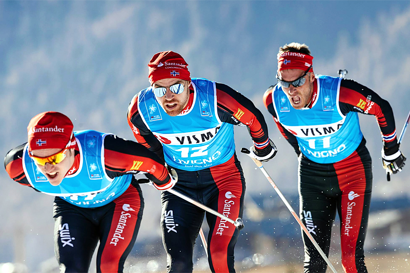 Team Santander med Snorri Einarsson, Tord Asle Gjerdalen og Anders Auklan på lagtempoen som innledet Visma Ski Classics i desember 2015. Foto: Magnus Östh/Ski Classics. Team Santander med Snorri Einarsson, Tord Asle Gjerdalen og Anders Auklan på lagtempoen som innledet Visma Ski Classics i desember 2015. Foto: Magnus Östh/Ski Classics.