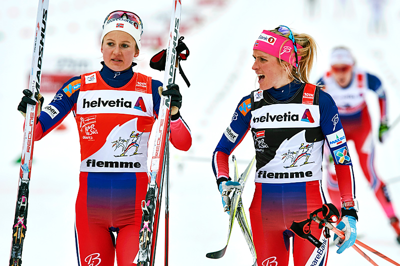 Ingvild Flugstad Østberg og Therese Johaug foran finalen i Tour de Ski 2016. De to har nylig lagt bak seg et tre uker langt høydeopphold i USA. Foto: Felgenhauer/NordicFocus. Ingvild Flugstad Østberg og Therese Johaug foran finalen i Tour de Ski 2016. De to har nylig lagt bak seg et tre uker langt høydeopphold i USA. Foto: Felgenhauer/NordicFocus.