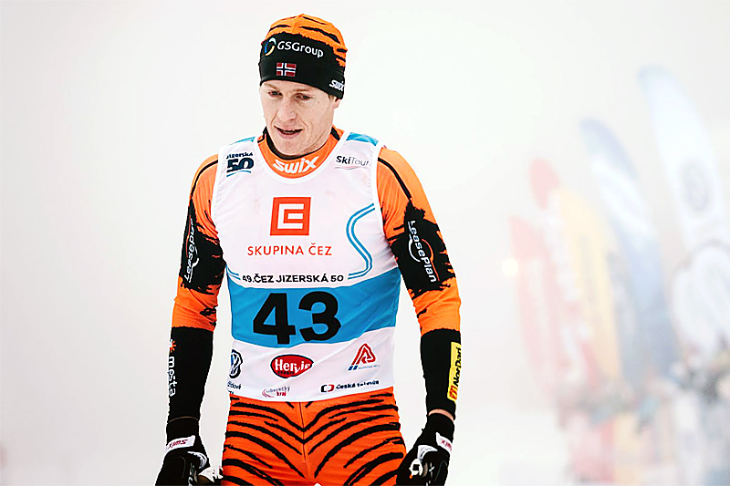 Petter Eliassen gikk i mål godt over 3 minutter før de nærmeste konkurrentene i Jizerska 2016. Foto: Magnus Östh/Ski Classics. Petter Eliassen gikk i mål godt over 3 minutter før de nærmeste konkurrentene i Jizerska 2016. Foto: Magnus Östh/Ski Classics.