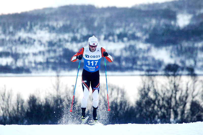 Martin Johnsrud Sundby på vei mot suveren seier på 15 kilometer klassisk under NM i Tromsø 2016. Foto: Erik Borg. Martin Johnsrud Sundby på vei mot suveren seier på 15 kilometer klassisk under NM i Tromsø 2016. Foto: Erik Borg.