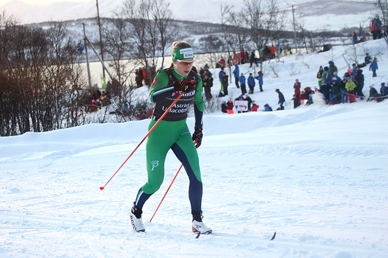 Astrid Uhrenholdt Jacobsen har stø kurs mot pallens øverste trinn på 10 km klassisk under NM i Tromsø 2016. Foto: Erik Borg. Astrid Uhrenholdt Jacobsen har stø kurs mot pallens øverste trinn på 10 km klassisk under NM i Tromsø 2016. Foto: Erik Borg.