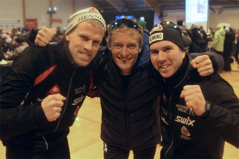Ole-Marius Bach (f.v.), Daniel Myrmæl Helgestad og Eirik Lorentsen gikk Henning inn til det som først var fjerdeplass under NM-stafetten i Tromsø, men som ble endret til sjetteplass grunnet tidsstraff for skøytetak i klassiskdelen. Foto: Erik Borg. Ole-Marius Bach (f.v.), Daniel Myrmæl Helgestad og Eirik Lorentsen gikk Henning inn til det som først var fjerdeplass under NM-stafetten i Tromsø, men som ble endret til sjetteplass grunnet tidsstraff for skøytetak i klassiskdelen. Foto: Erik Borg.