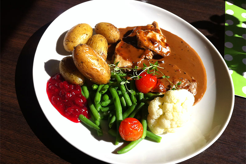 Uten mat og drikke er det umulig å prestere, men er det noen matvarer og dets innhold man bør styre unna, slik som for eksempel gluten? Foto: Geir Nilsen/Langrenn.com. Uten mat og drikke er det umulig å prestere, men er det noen matvarer og dets innhold man bør styre unna, slik som for eksempel gluten? Foto: Geir Nilsen/Langrenn.com.
